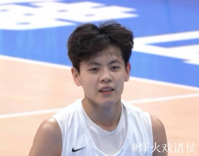 杨舒予砍下22分 广东力克四川夺全运会女篮成年组冠军