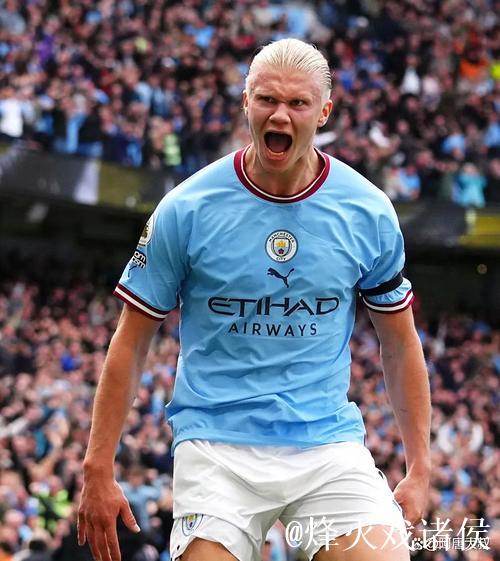 哈兰德欧冠破50球+助红牌 曼城2-0胜十人那不勒斯 哈兰德欧冠破50球+助红牌 曼城2-0胜十人那不勒斯