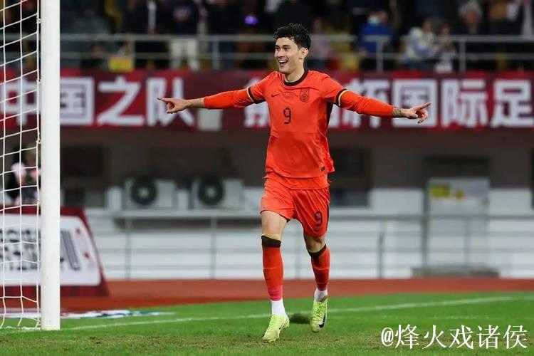 拜合拉木双响炮 中国U22男足熊猫杯两球取胜